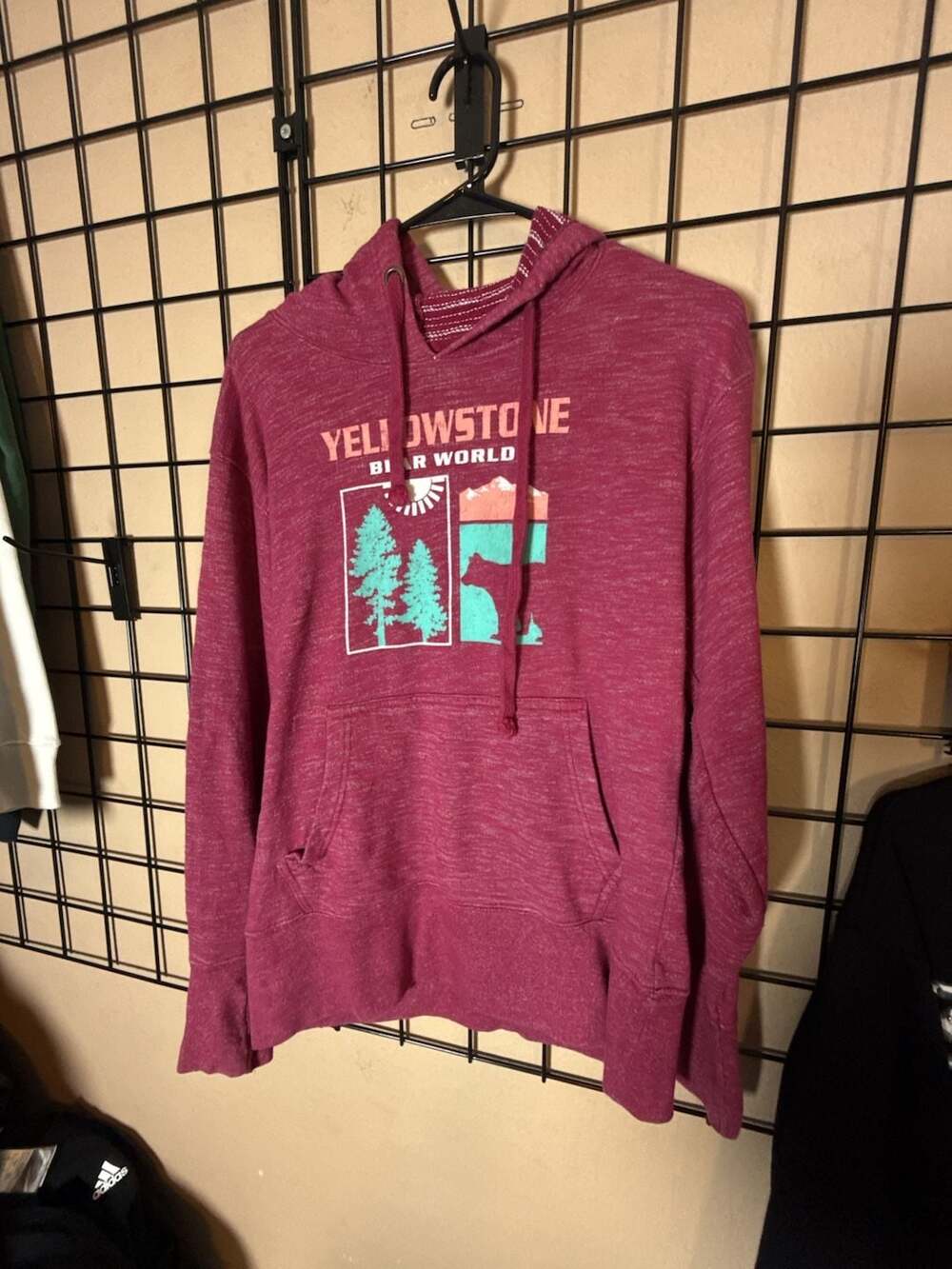 LongRock Yellowstone Bear World Hoodie Size Large Pink Graphic Pullover